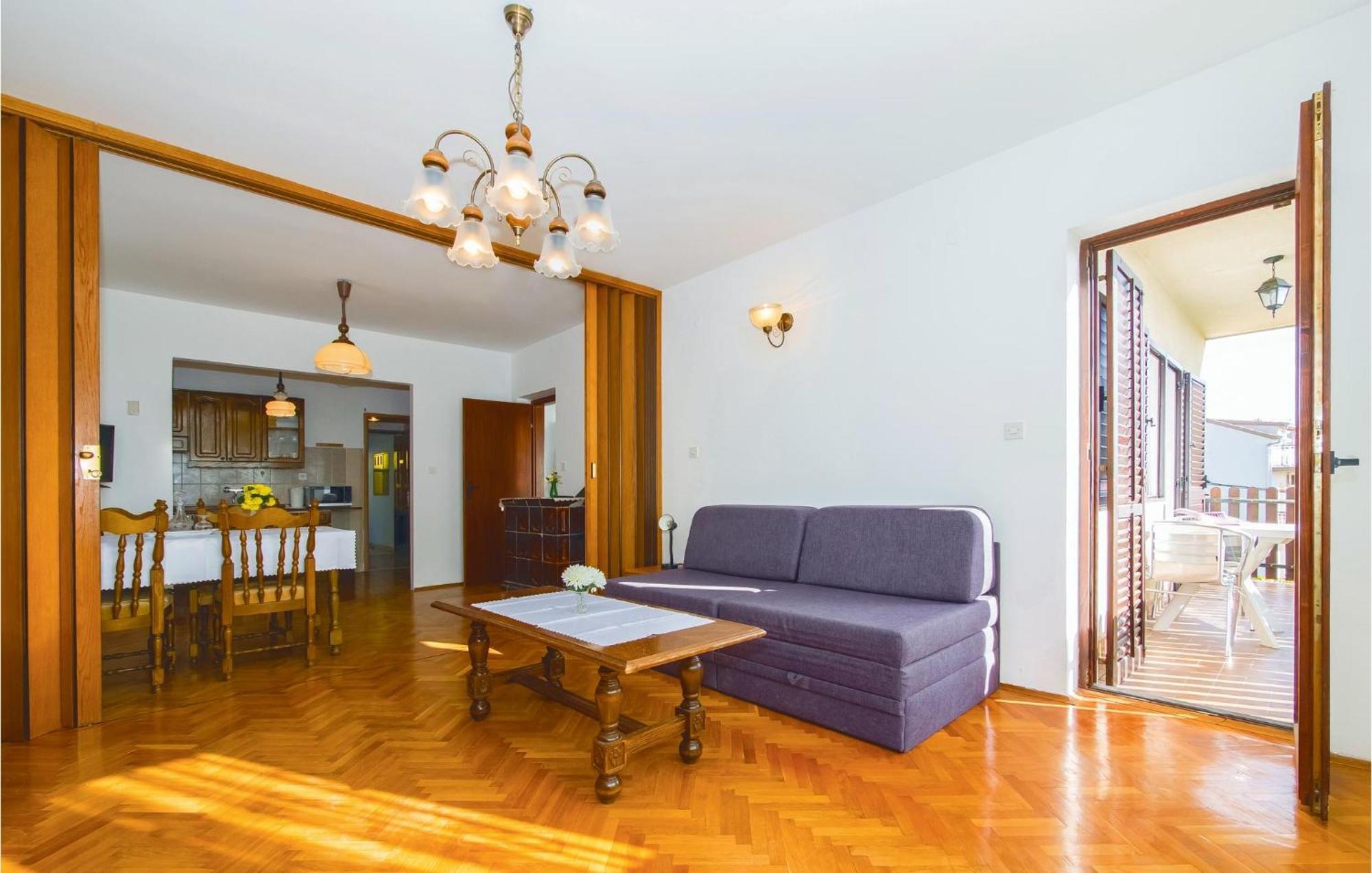 Lovely Apartment In Podstrana With Kitchen Εξωτερικό φωτογραφία